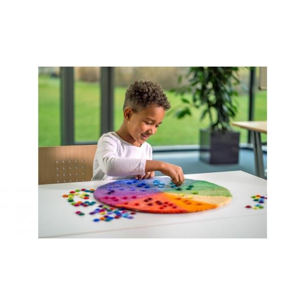 Rainbow felt mat with glittering stones