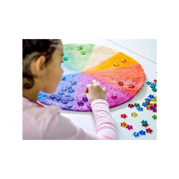 Rainbow felt mat with glittering stones